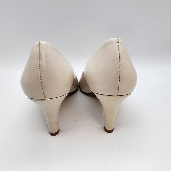 Rangoni Peep Toe Leather Pumps Size 6.5B Cream Slip On Casual Neutral Designer - Picture 5 of 11